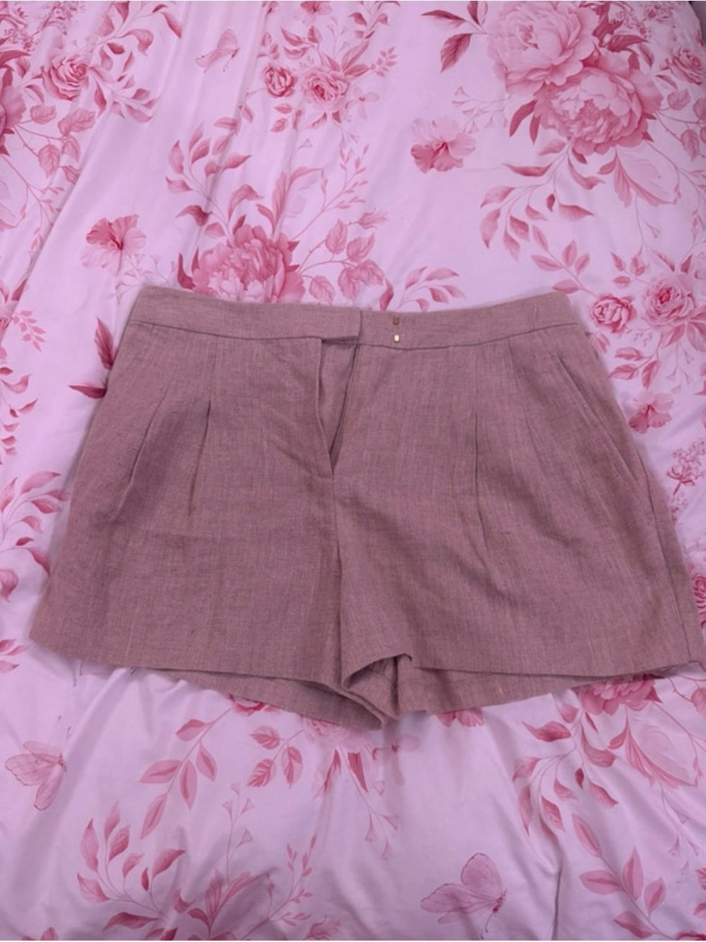 Women's Tailored Linen-Blend Shorts in Beige